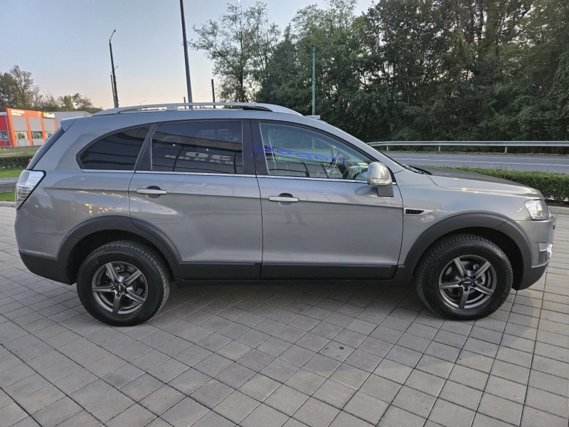 Chevrolet Captiva 2.2 4X4! EXEL!, снимка 11 - Автомобили и джипове - 47530874