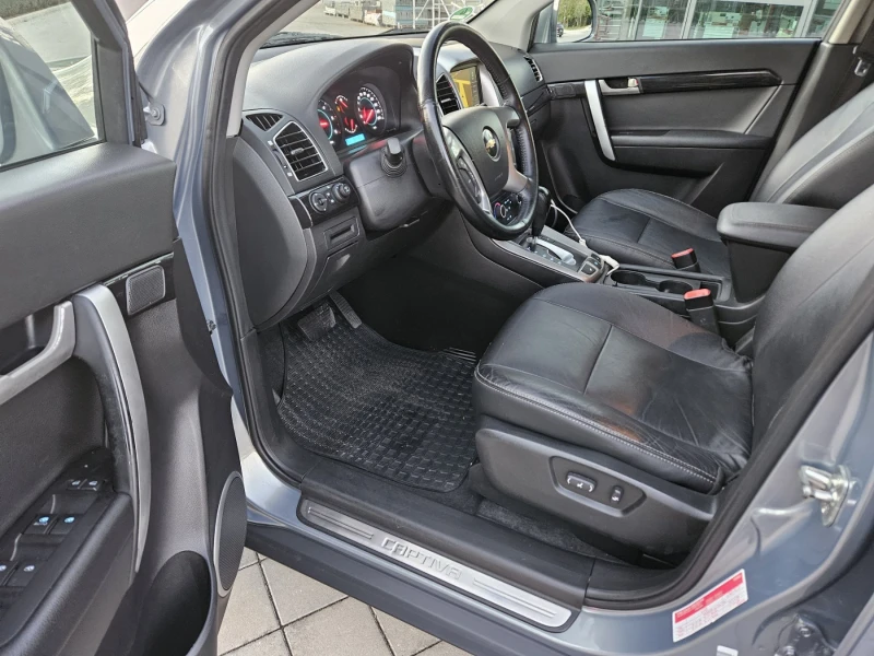 Chevrolet Captiva 2.2 4X4! EXEL!, снимка 5 - Автомобили и джипове - 47530874