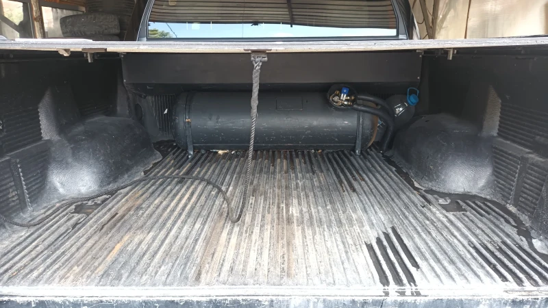 Toyota Tundra, снимка 3 - Автомобили и джипове - 50748068