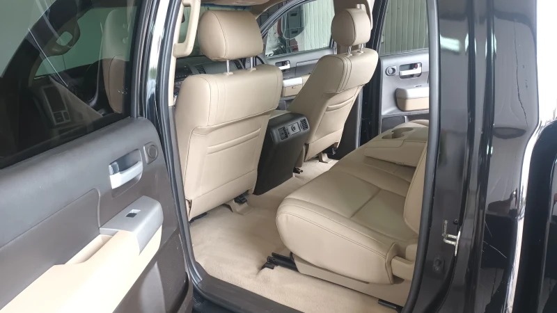 Toyota Tundra, снимка 15 - Автомобили и джипове - 50748068