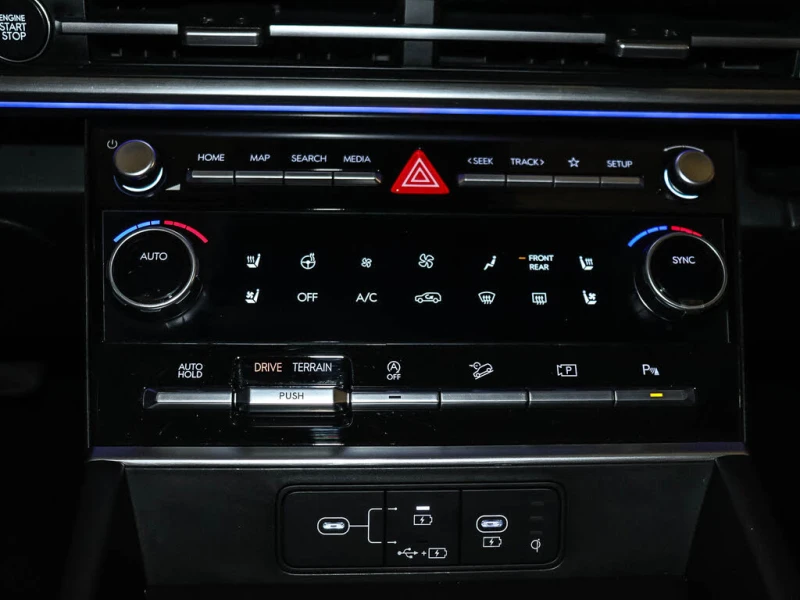 Hyundai Santa fe LUXURY* 4X4* 7-местен* Pano* Обдух* Кожа* , снимка 9 - Автомобили и джипове - 52699471