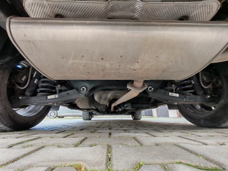 Hyundai Tucson 1.7CRDI/141к.с/2WD/автом./EU6, снимка 16 - Автомобили и джипове - 53391607