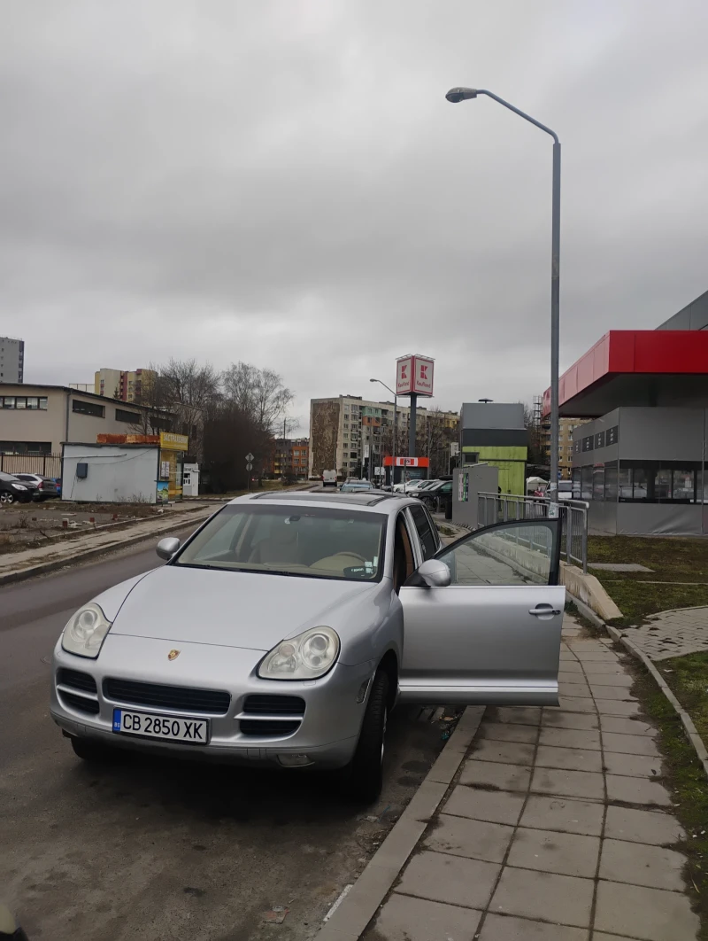 Porsche Cayenne 4.5 бензин , снимка 2 - Автомобили и джипове - 53453219