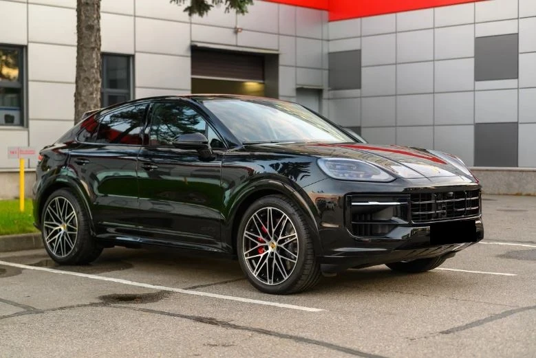 Porsche Cayenne Coupe Turbo 4.0 V8 E-Hybrid, снимка 3 - Автомобили и джипове - 48592690