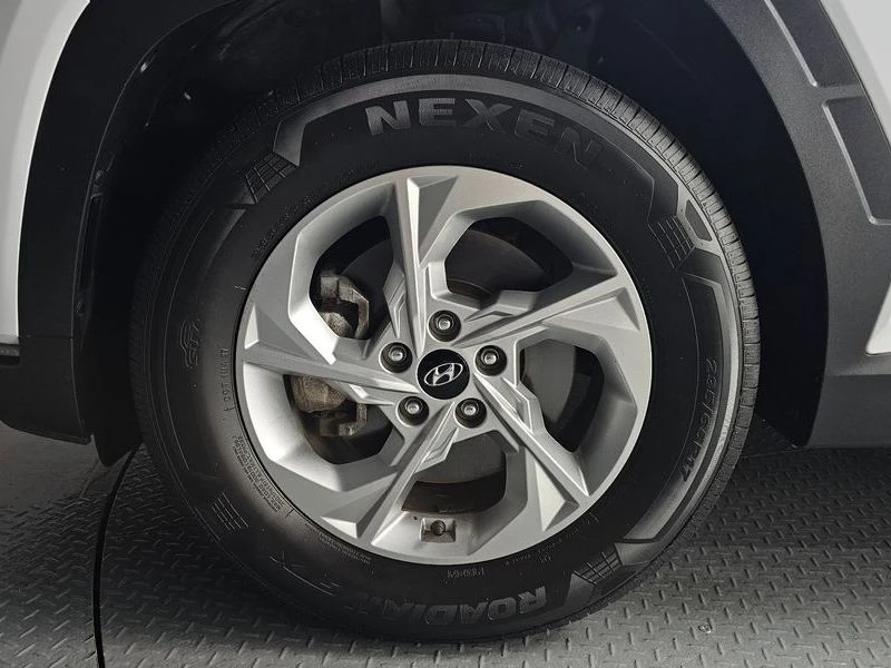 Hyundai Tucson Gasoline 1.6 Turbo 2WD| 177к.с.| ВКЛ.ТЕХНОТЕСТ, снимка 5 - Автомобили и джипове - 55612135