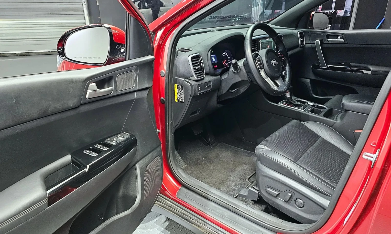 Kia Sportage Sportage The Bold Gasoline 2.0 2Wd Noblesse - изображение 9