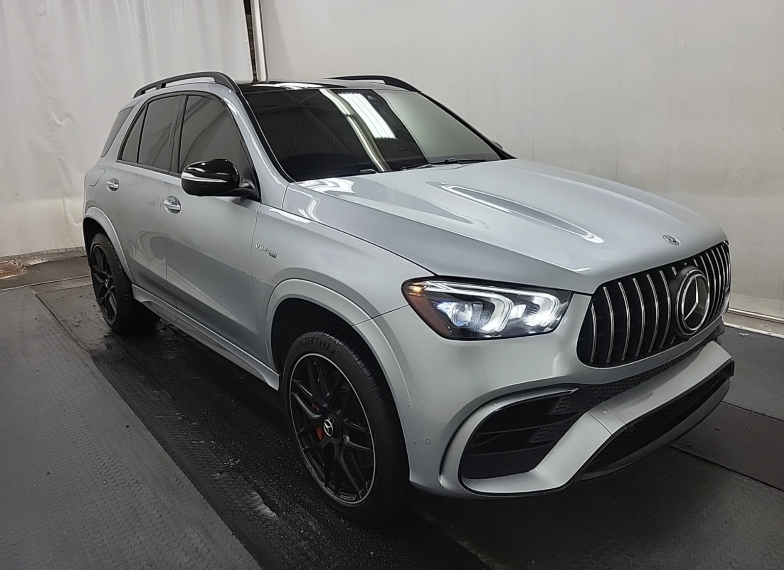 Mercedes-Benz GLE 63 S AMG  - изображение 2