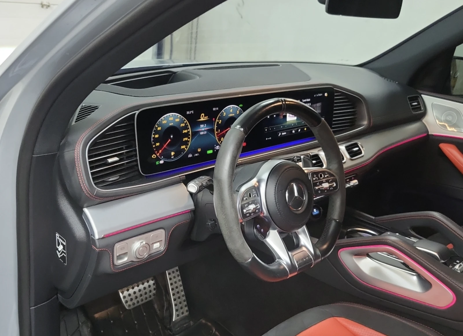 Mercedes-Benz GLE 63 S AMG  - изображение 8