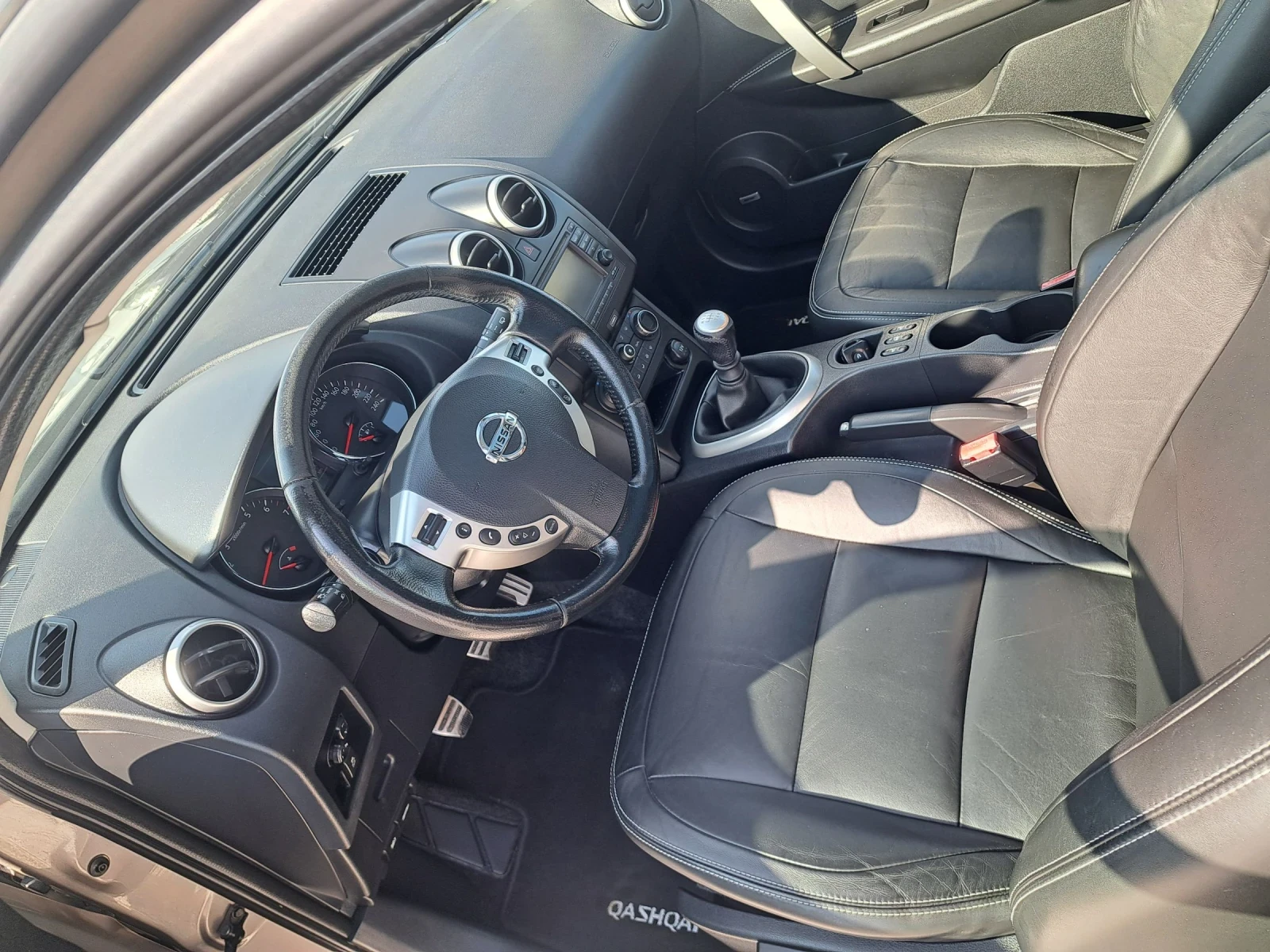 Nissan Qashqai 2.0 Швейцария - изображение 6