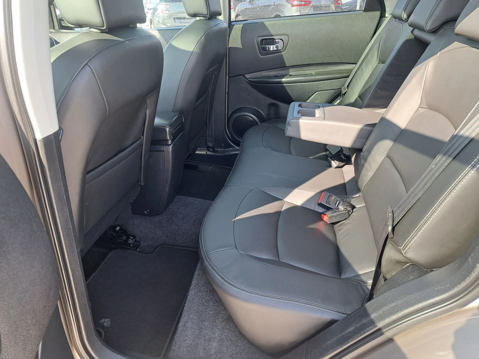 Nissan Qashqai 2.0 Швейцария - изображение 7