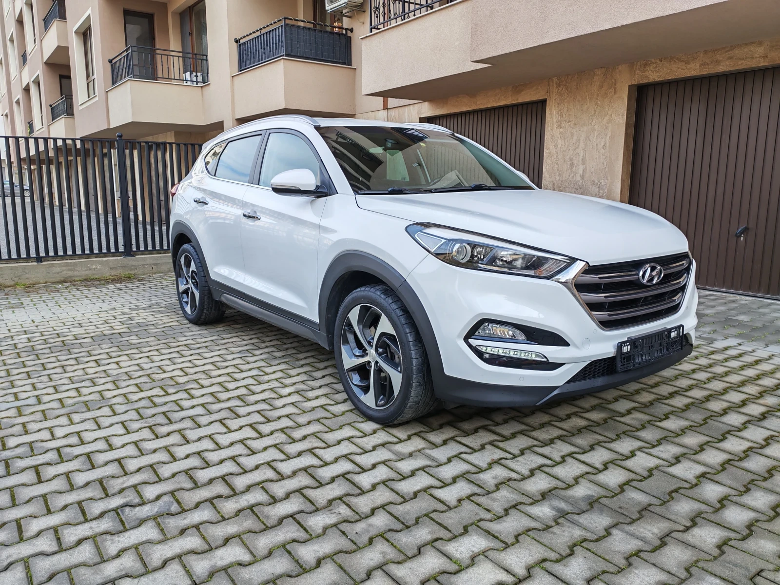 Hyundai Tucson 1.7CRDI/141�.�/2WD/�����./EU6 | Mobile.bg � ����������� 2
