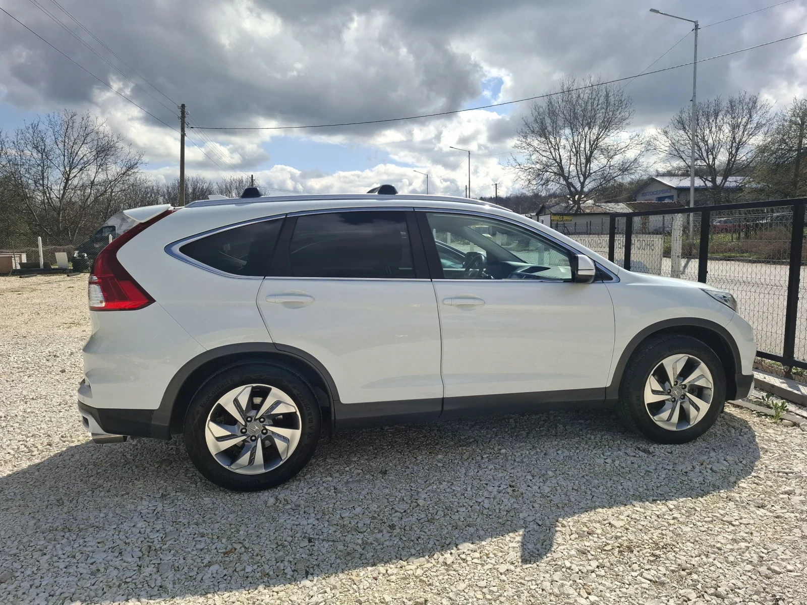 Honda Cr-v, снимка 4 - Автомобили и джипове - 54634329