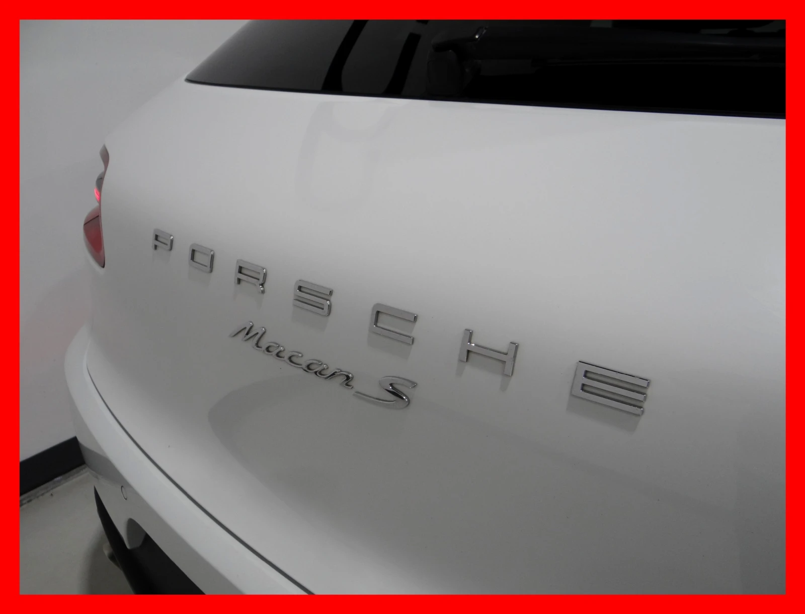 Porsche Macan S 3.0 V6 / SPORT CHRONO / RED INTERIOR, снимка 15 - Автомобили и джипове - 54691370