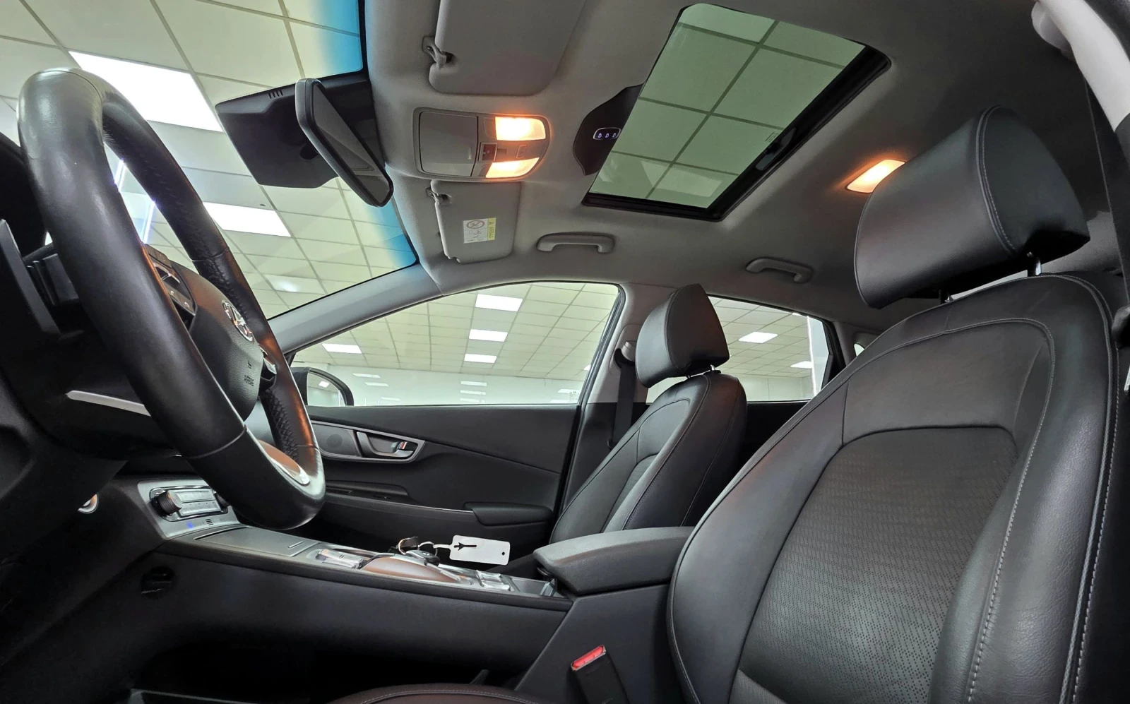 Hyundai Kona 64KWh/Premium/Шибидах/Теглич, снимка 8 - Автомобили и джипове - 54703455