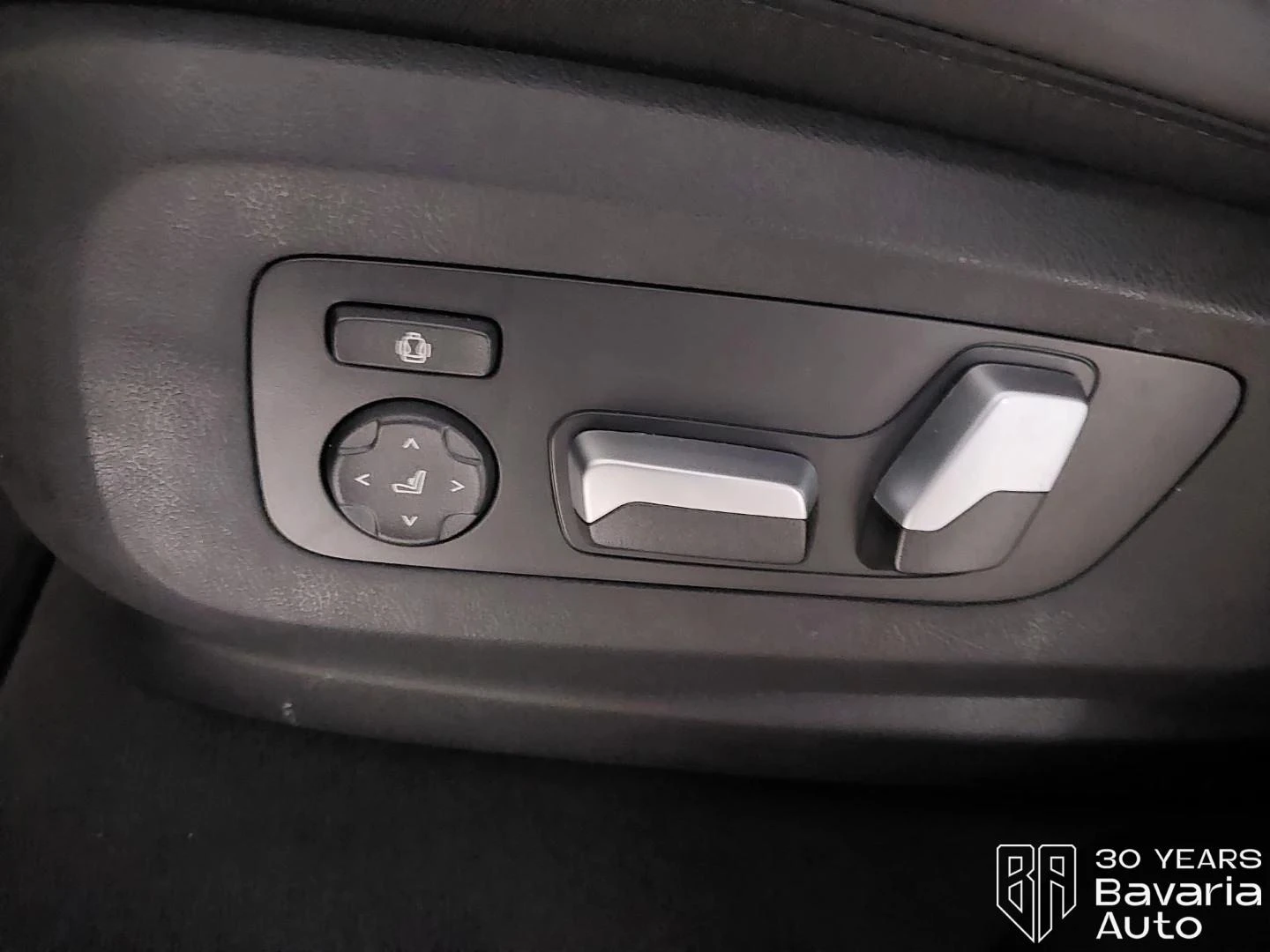 BMW X6 40d xDrive M Sport Paket Steptronic , снимка 16 - Автомобили и джипове - 54839934