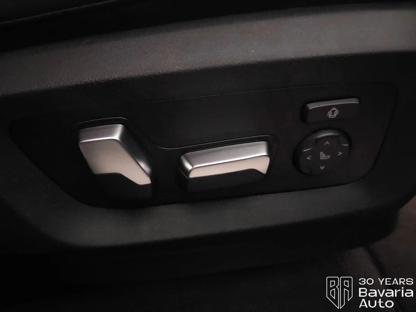 BMW X6 40d xDrive M Sport Paket Steptronic , снимка 14 - Автомобили и джипове - 54839934