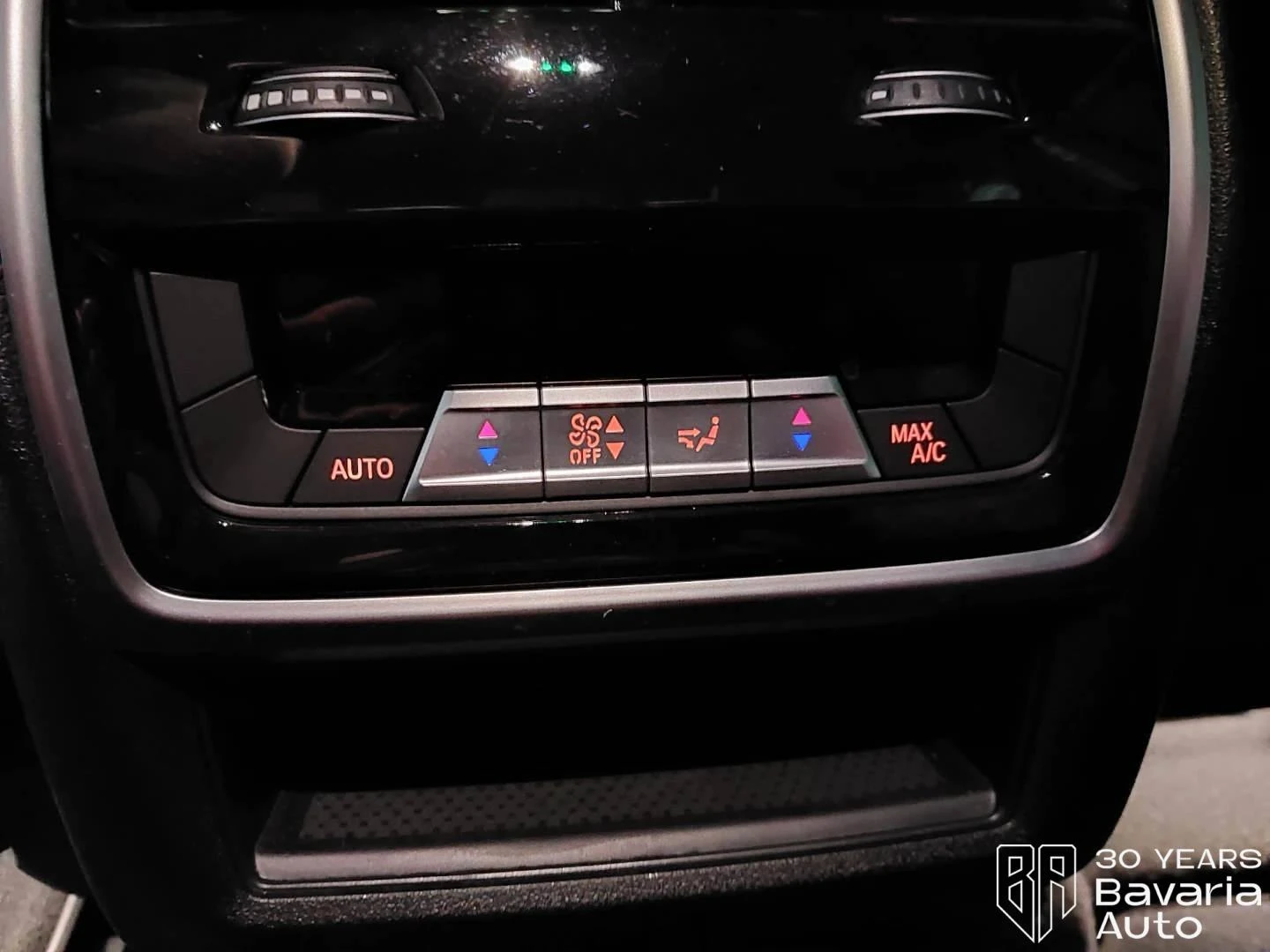 BMW X6 40d xDrive M Sport Paket Steptronic , снимка 17 - Автомобили и джипове - 54839934
