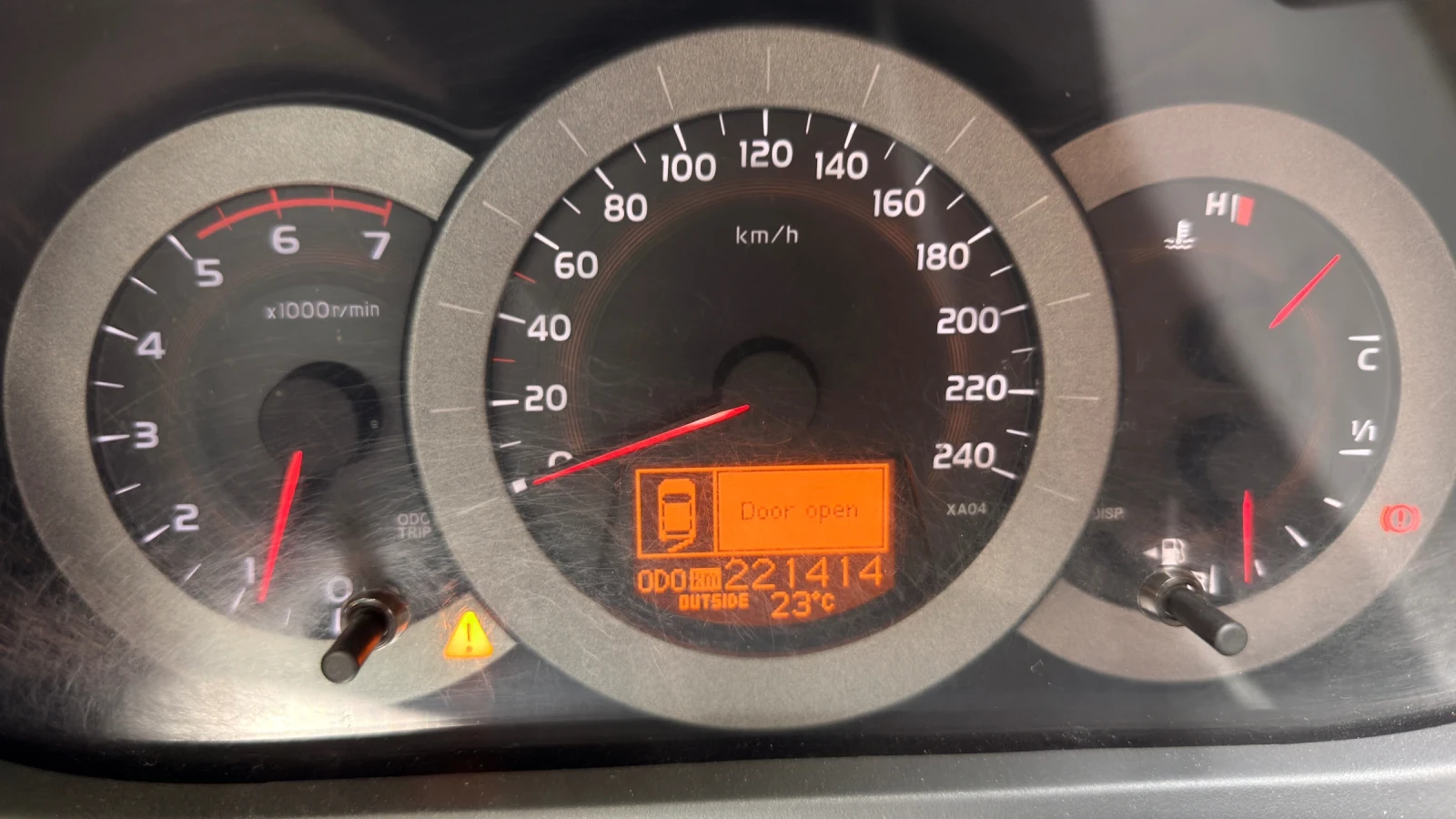 Toyota Rav4, снимка 11 - Автомобили и джипове - 54931832