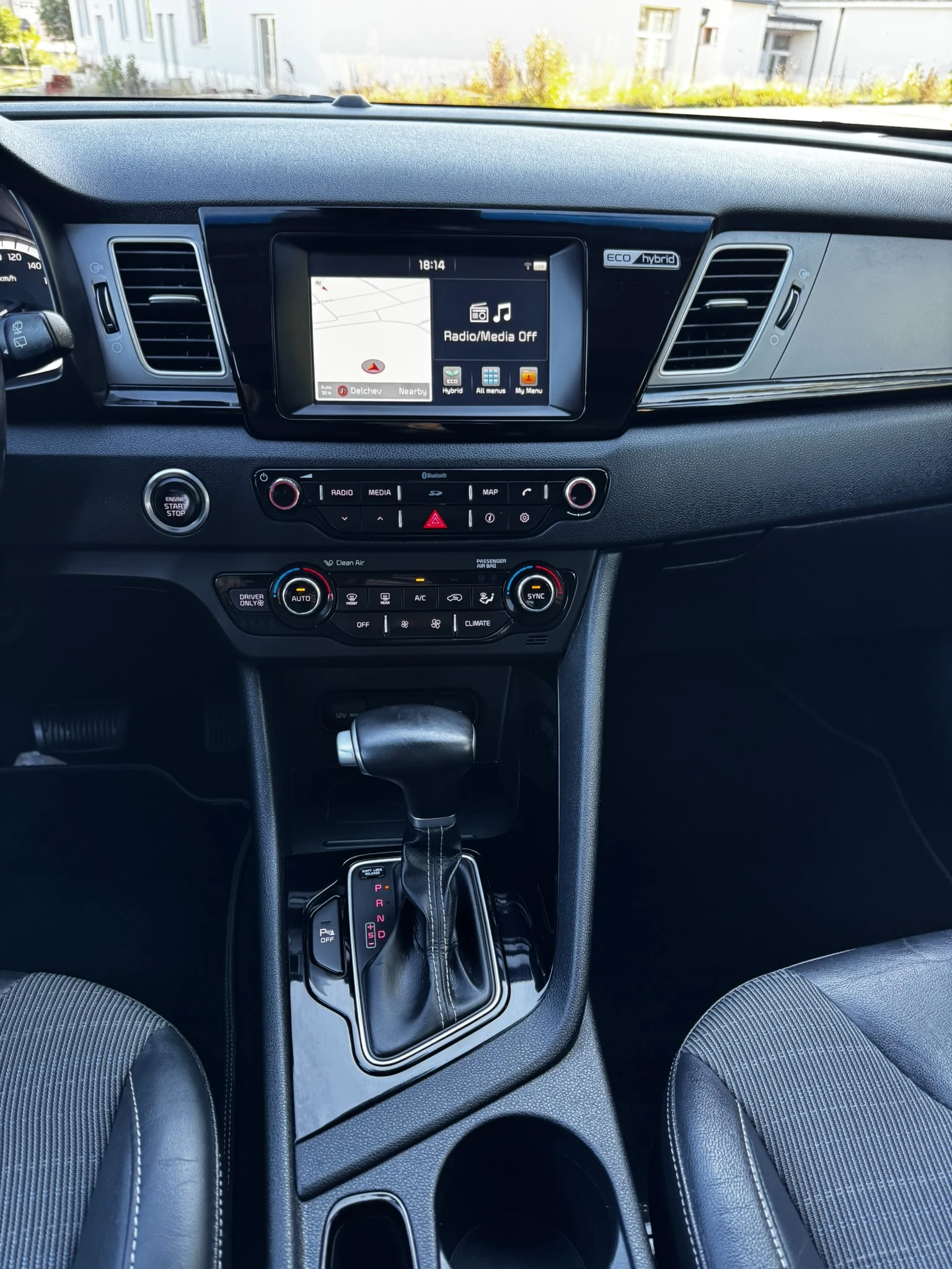 Kia Niro 1.6 Hybrid, снимка 11 - Автомобили и джипове - 55097259