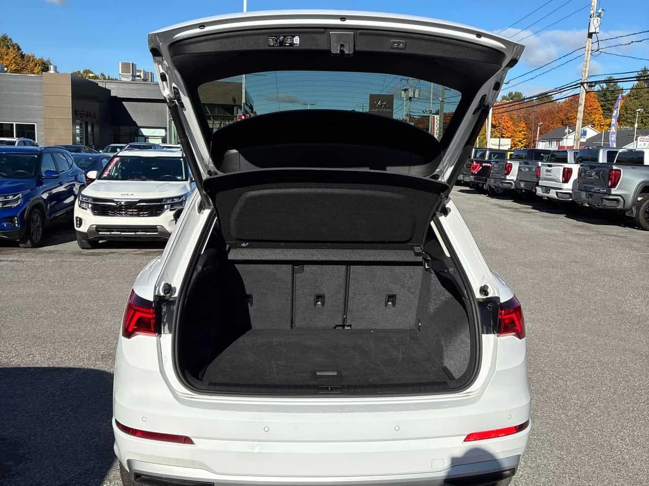 Audi Q3 * 40 TFSI quattro * CARFAX * ����� �� ����������� | Mobile.bg � ����������� 15