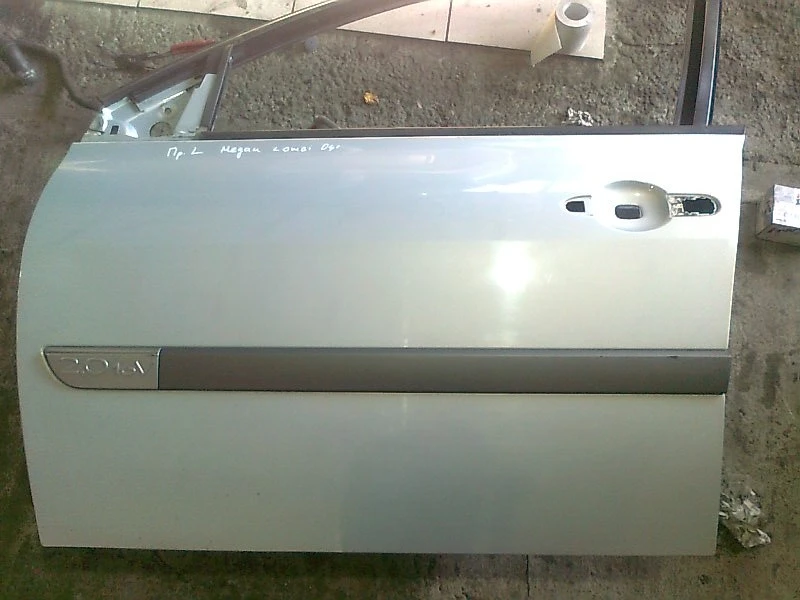 врата лява предна за Рено Меган 2.0 16v комби