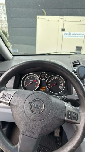 Opel Zafira, снимка 4
