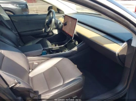Tesla Model 3 Long Range/Mid Range/Standard Range/Standard Range, снимка 5