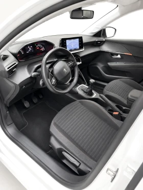 Peugeot 208 Active Business 1.2 PureTech 101 к.с. 2022г.N1, снимка 7