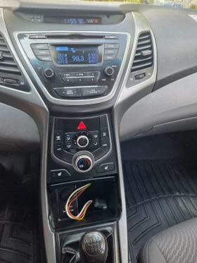 Hyundai Elantra, снимка 8