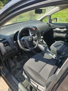 Toyota Auris 1.4 D4D Дизел ръчна, снимка 5