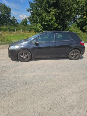 Toyota Auris 1.4 D4D Дизел ръчна, снимка 2
