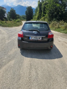 Toyota Auris 1.4 D4D Дизел ръчна, снимка 4