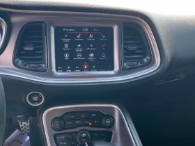 Dodge Challenger * R/T RWD * CARFAX * ЦЕНА ДО БГ, снимка 9