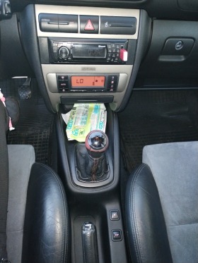 Seat Leon 1.8т 180к 4х4 Cupra пакет, снимка 4 - Автомобили и джипове - 45529680