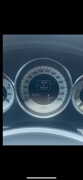 Обява за продажба на Mercedes-Benz CLS 550 ~28 000 лв. - изображение 4