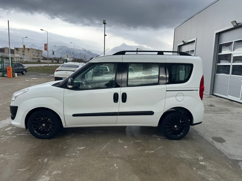 Fiat Doblo 2.0JTD* Автопилот* Парктроник, снимка 8 - Автомобили и джипове - 48975765