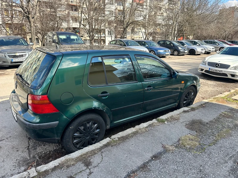 VW Golf, снимка 4 - Автомобили и джипове - 49351015