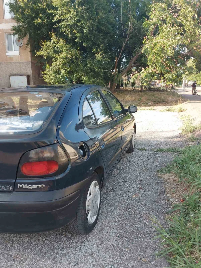 Renault Megane, снимка 4 - Автомобили и джипове - 52387778