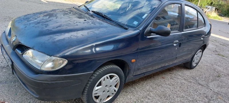 Renault Megane, снимка 10 - Автомобили и джипове - 52387778