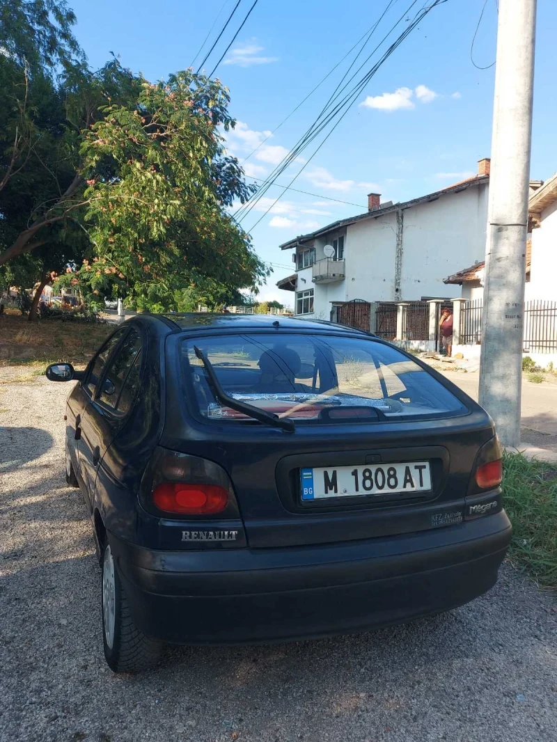 Renault Megane, снимка 2 - Автомобили и джипове - 52387778