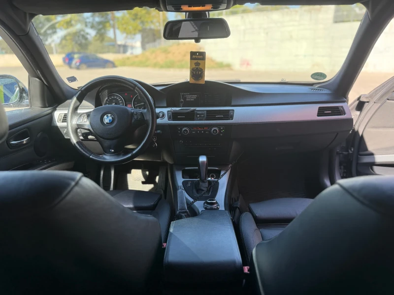 BMW 330, снимка 13 - Автомобили и джипове - 52808632