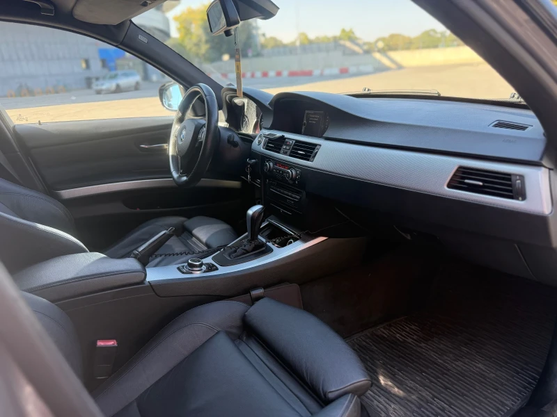 BMW 330, снимка 11 - Автомобили и джипове - 52808632