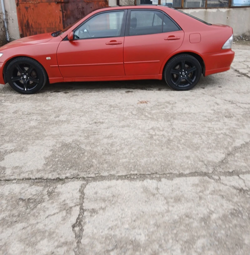Lexus IS 200, снимка 3 - Автомобили и джипове - 52233367