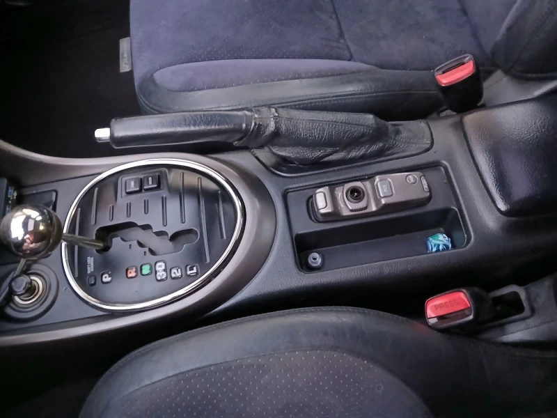 Lexus IS 200, снимка 9 - Автомобили и джипове - 52233367