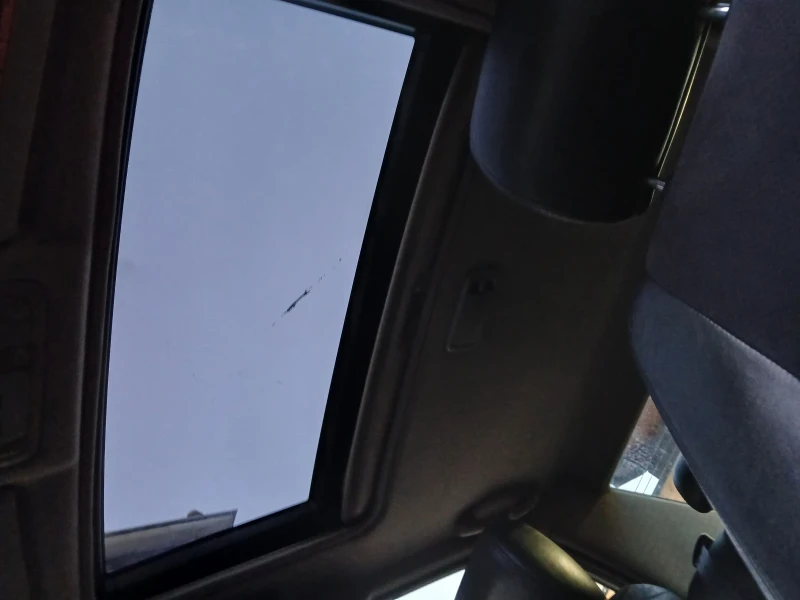 Lexus IS 200, снимка 11 - Автомобили и джипове - 52233367