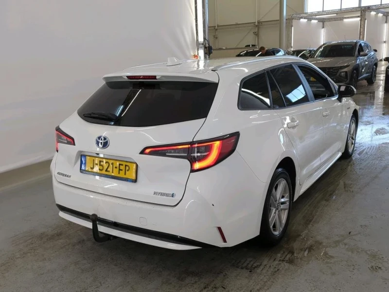 Toyota Corolla 1.8 Hybrid Active , снимка 3 - Автомобили и джипове - 52630454