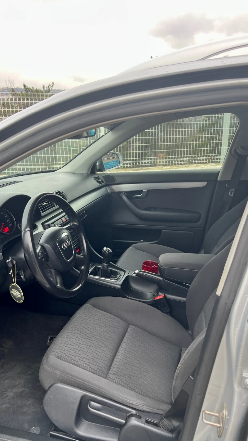 Audi A4 1.9 TDI, 6 скорости, снимка 7 - Автомобили и джипове - 52713678