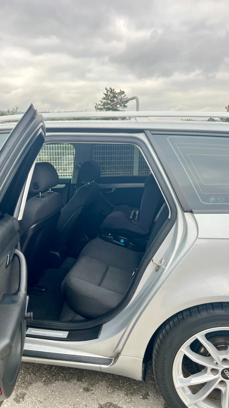 Audi A4 1.9 TDI, 6 скорости, снимка 8 - Автомобили и джипове - 52713678