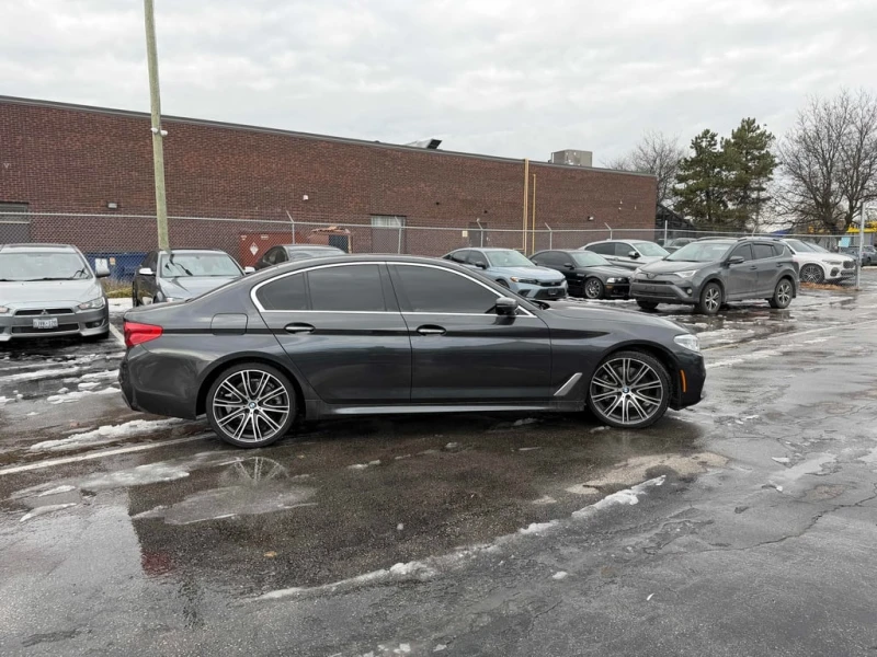 BMW 540 540d xDrive  CARFAX, снимка 3 - Автомобили и джипове - 52851912