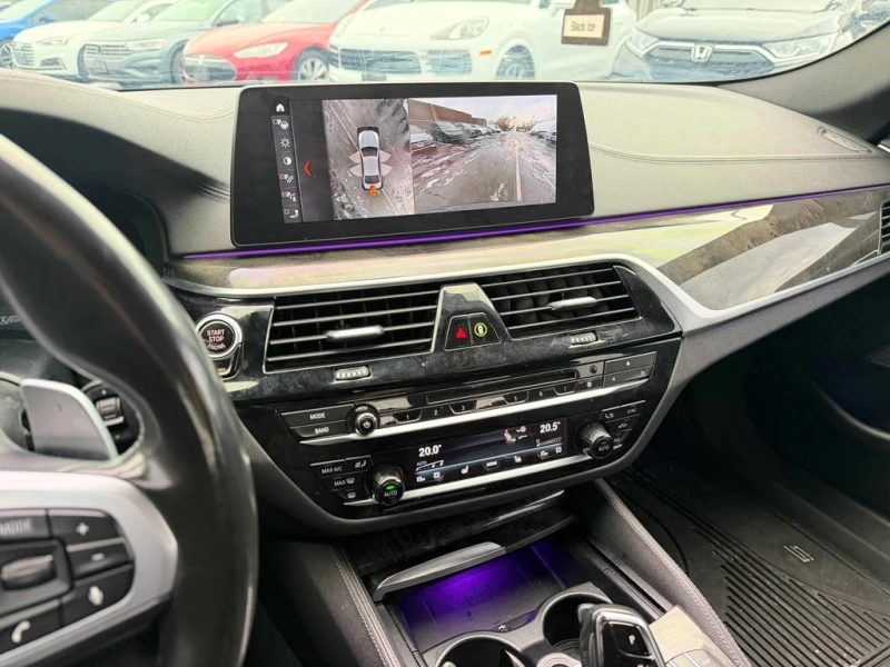 BMW 540 540d xDrive  CARFAX, снимка 9 - Автомобили и джипове - 52851912